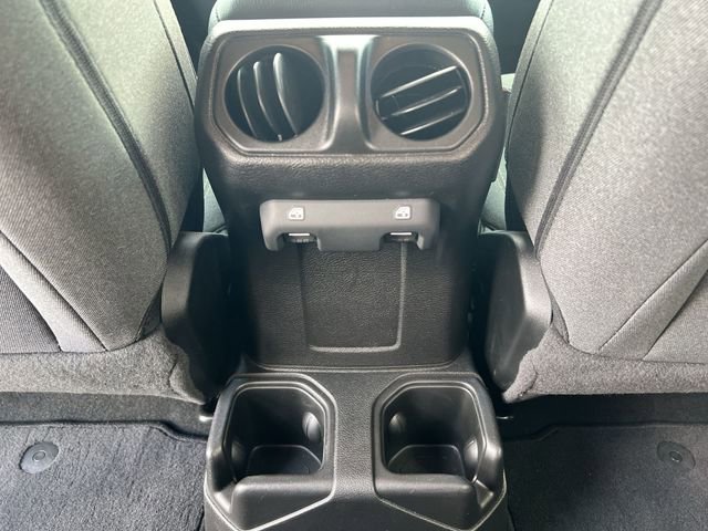 Used 2024 Jeep Wrangler Unlimited Sport AWD/4WD image 28
