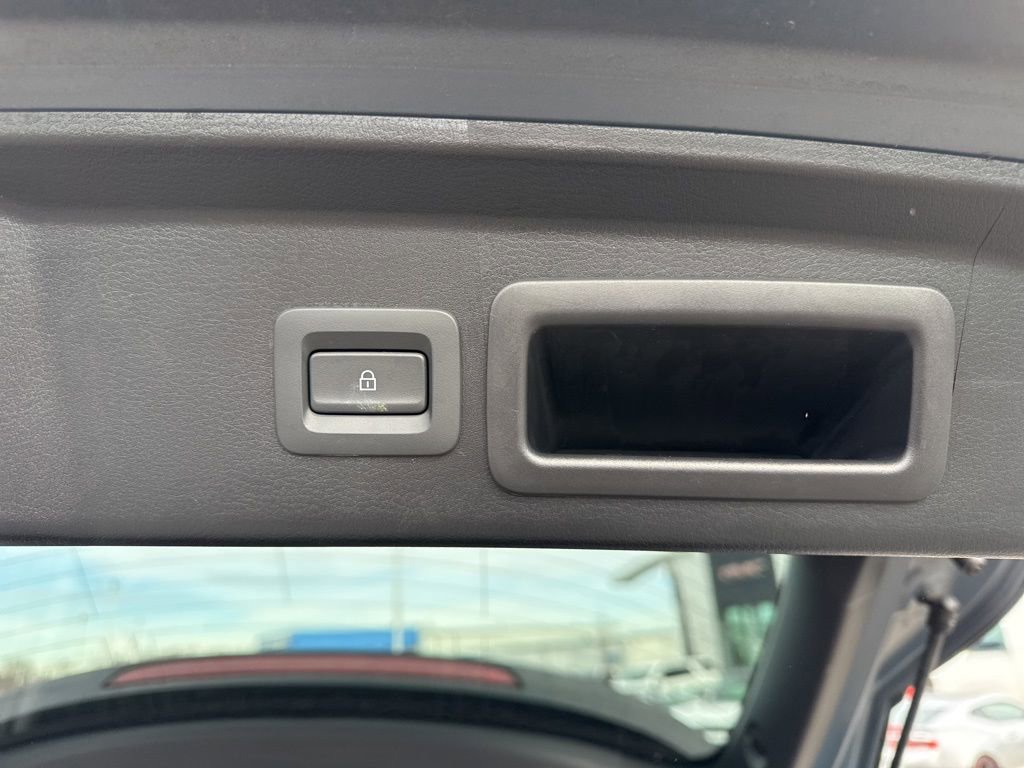 Used 2025 MAZDA CX-30 AWD 2.5 S w/ Preferred Package image 34