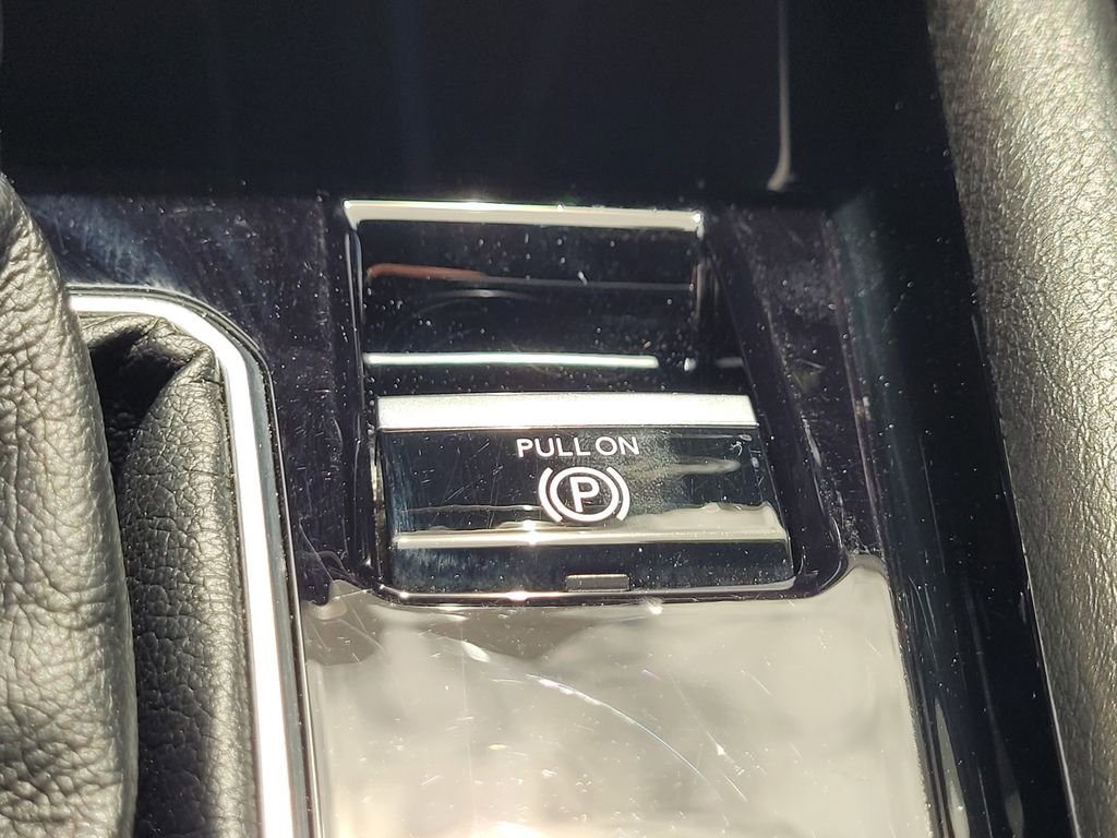 Used 2025 Jeep Compass Trailhawk image 20