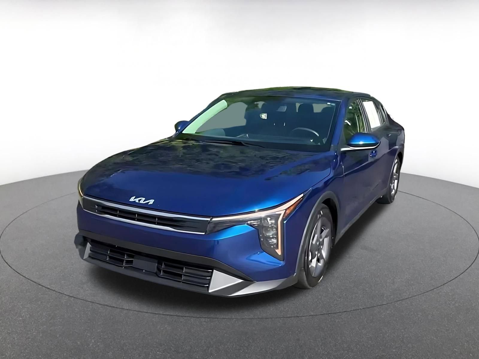 Used 2025 Kia K4 FWD image 4
