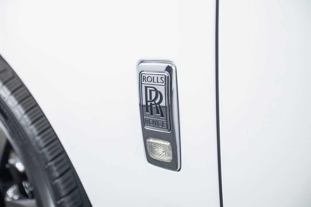 Used 2019 Rolls-Royce Cullinan AWD/4WD image 17