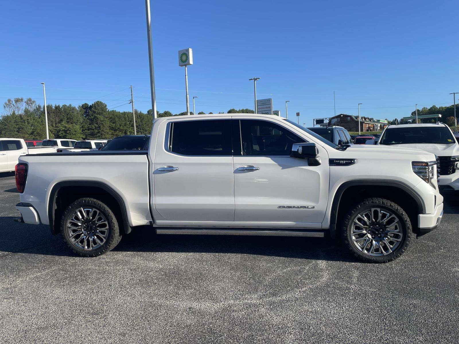 Certified 2025 GMC Sierra 1500 Denali Ultimate image 15