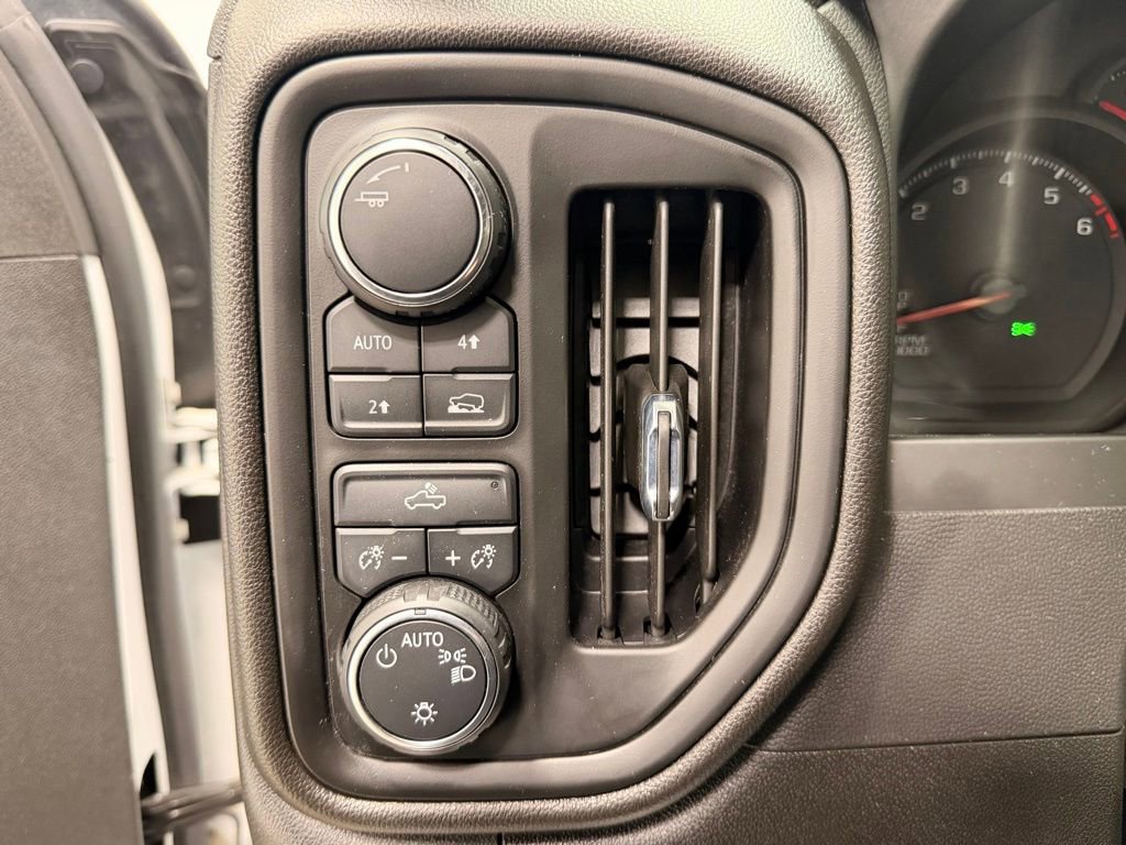 Used 2024 Chevrolet Silverado 1500 W/T w/ WT Value Package image 24