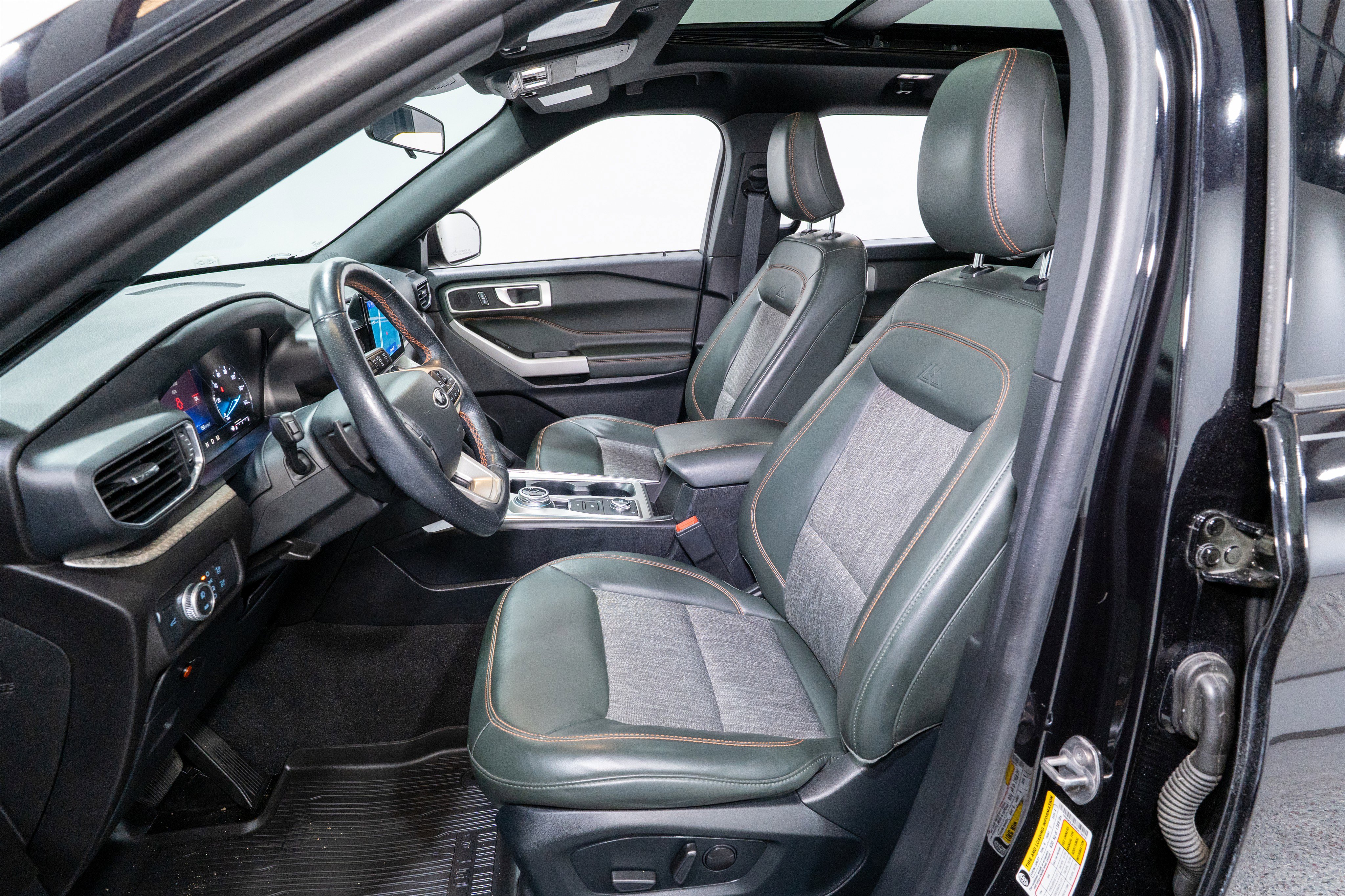 Used 2022 Ford Explorer Timberline image 15