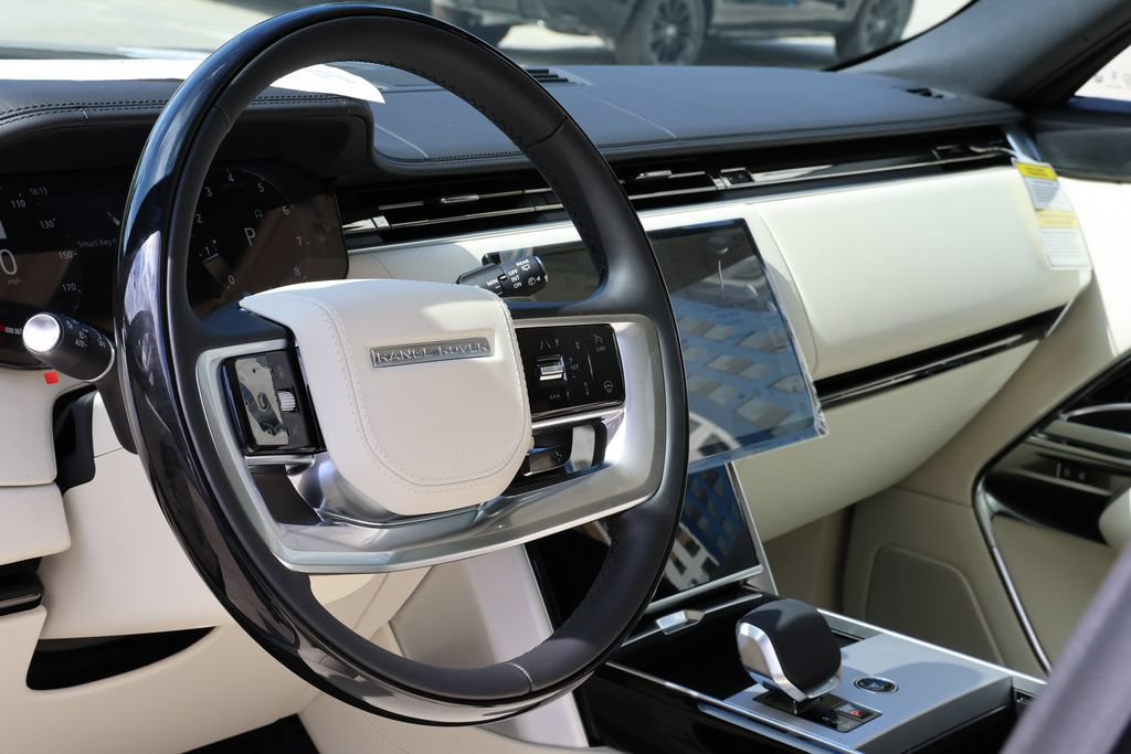New 2026 Land Rover Range Rover SE AWD/4WD image 10