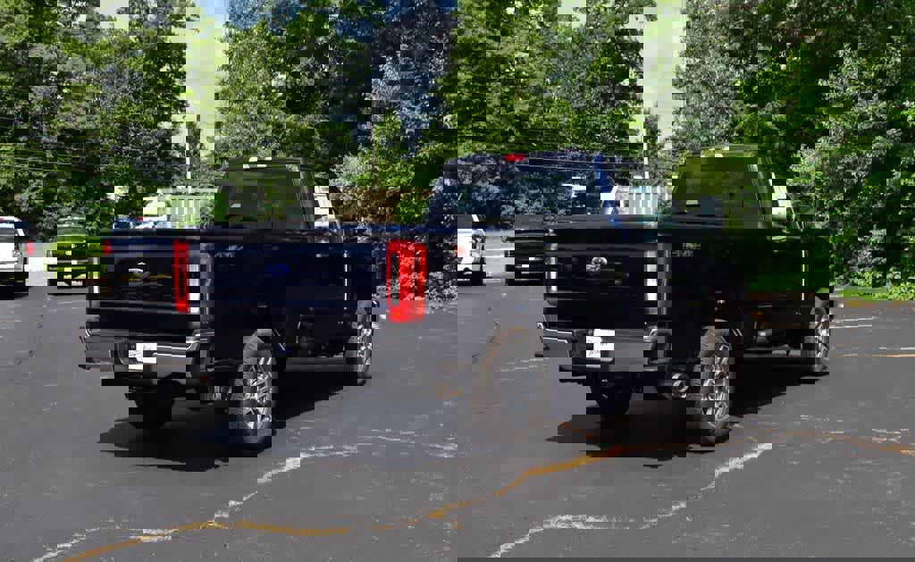 New 2025 Ford F250 XLT w/ F-250 >10K GVWR Package image 3