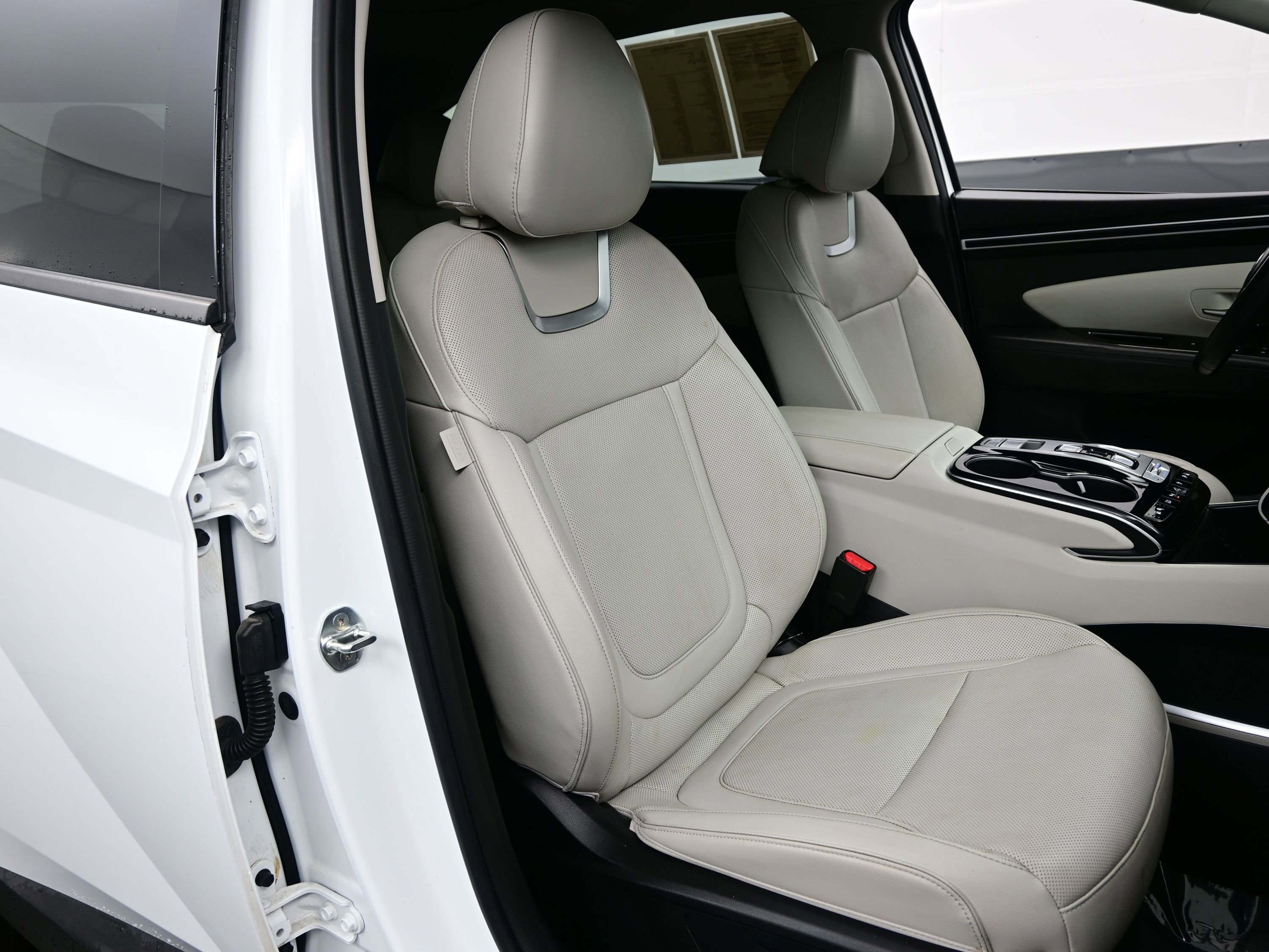 Certified 2022 Hyundai Tucson Limited FWD image 14