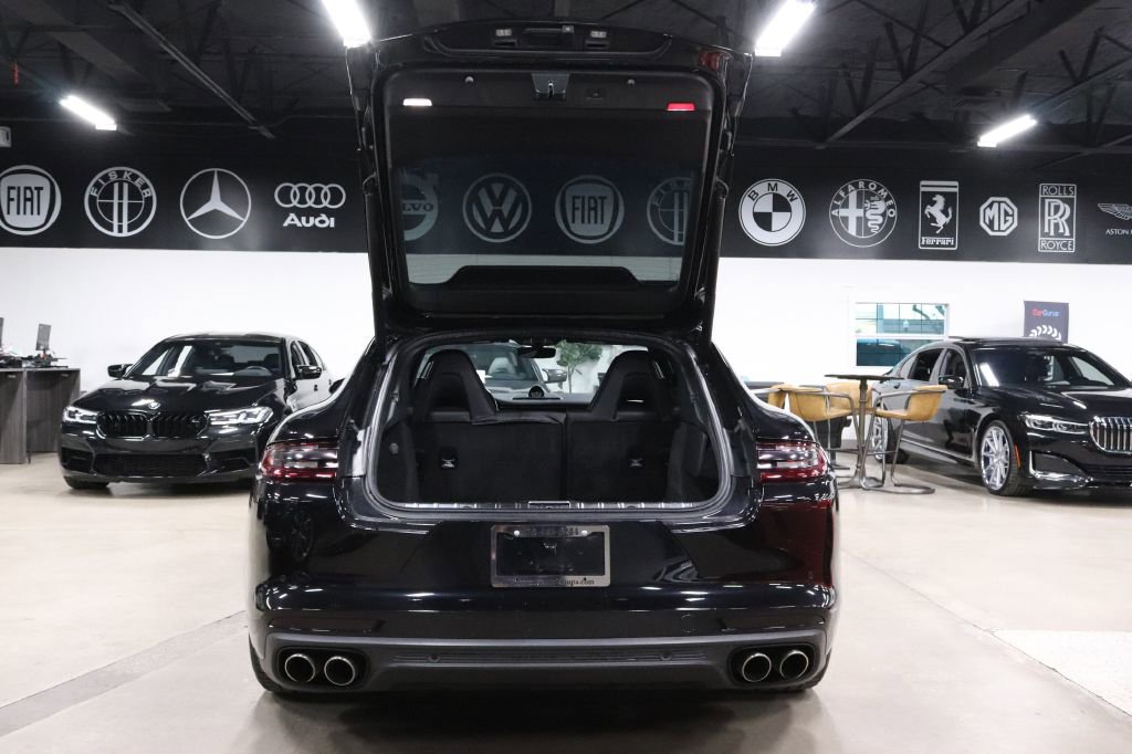 Used 2017 Porsche Panamera 4S image 23