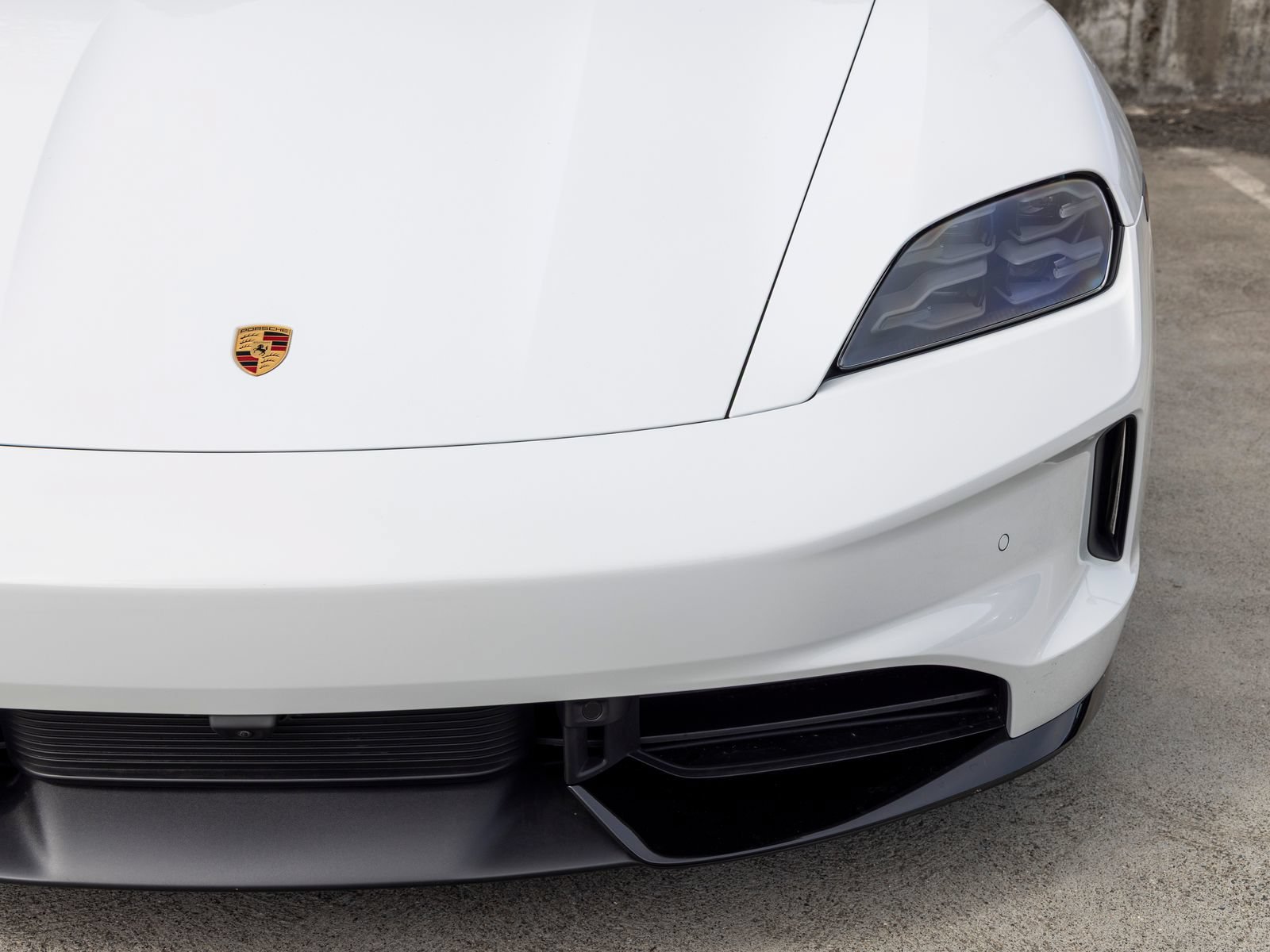 New 2026 Porsche Taycan AWD/4WD image 17
