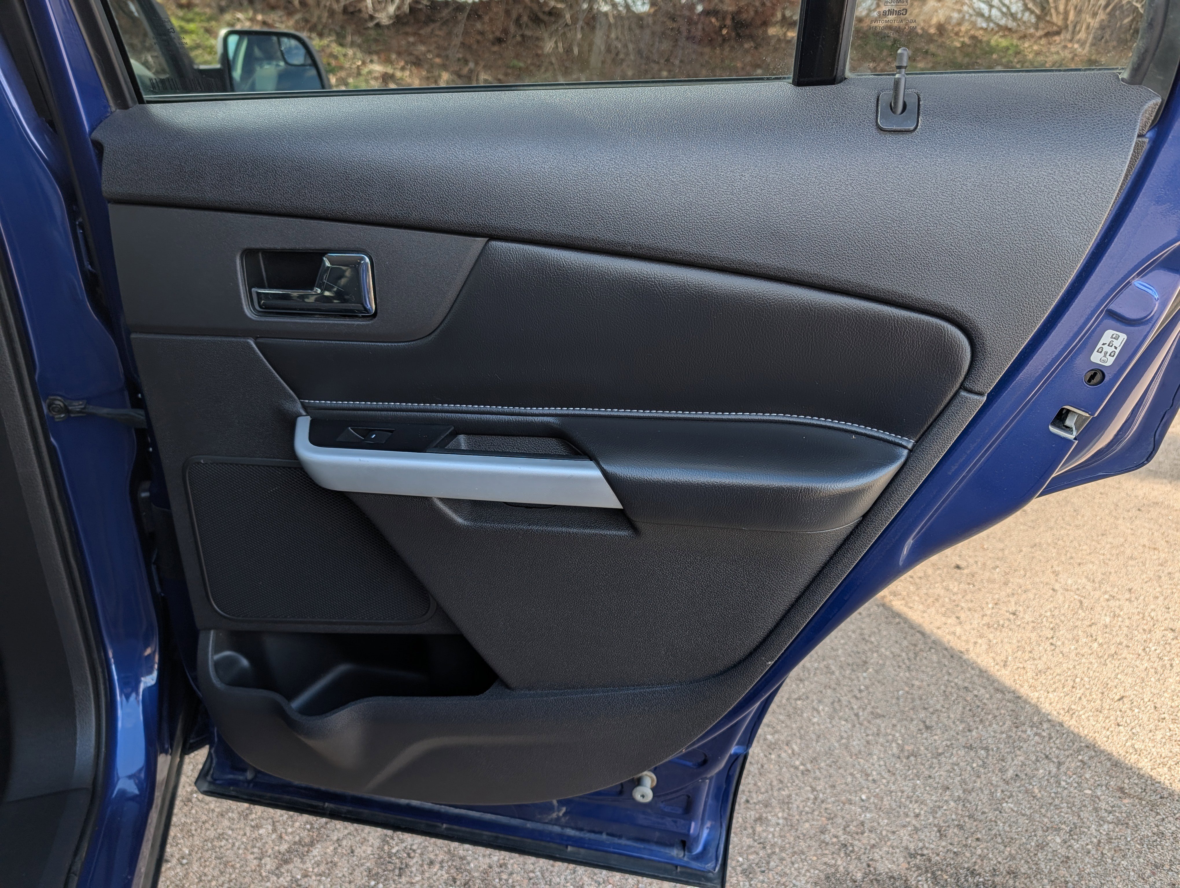 Used 2013 Ford Edge SE image 27