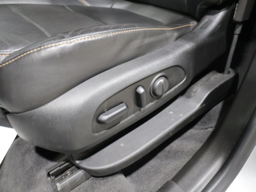 Used 2020 Chevrolet Traverse Premier AWD/4WD image 12