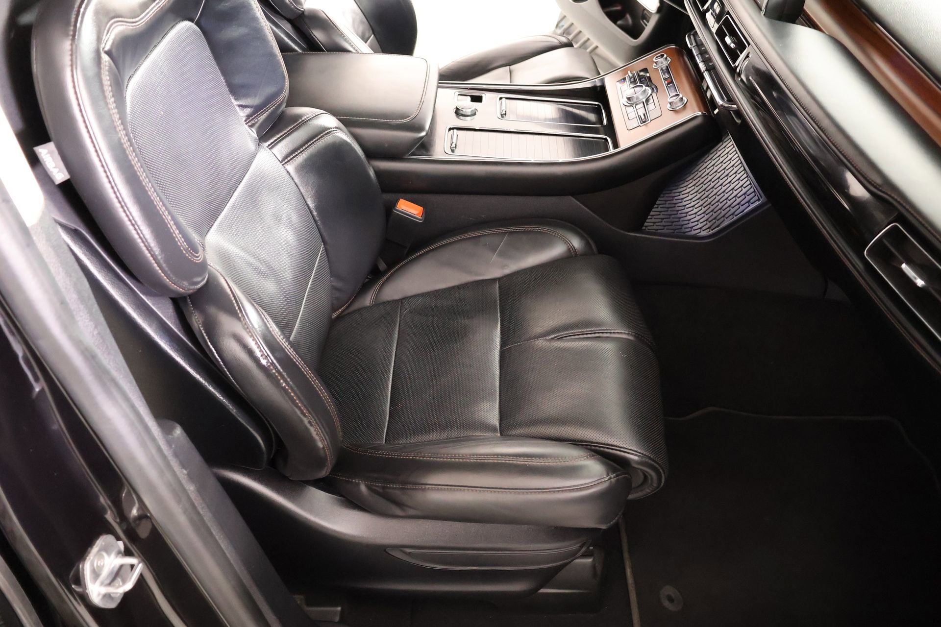 Used 2021 Lincoln Aviator Grand Touring w/ Equipment Group 302A image 15