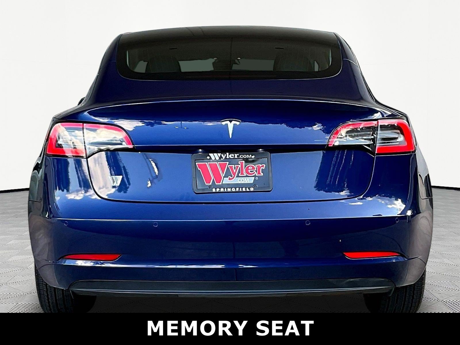 Used 2020 Tesla Model 3 Standard Range Plus RWD image 5