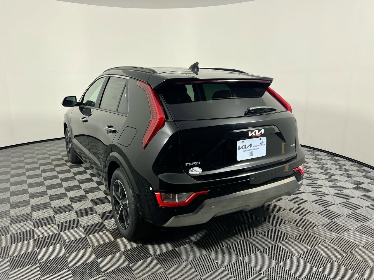 New 2025 Kia Niro SX image 8