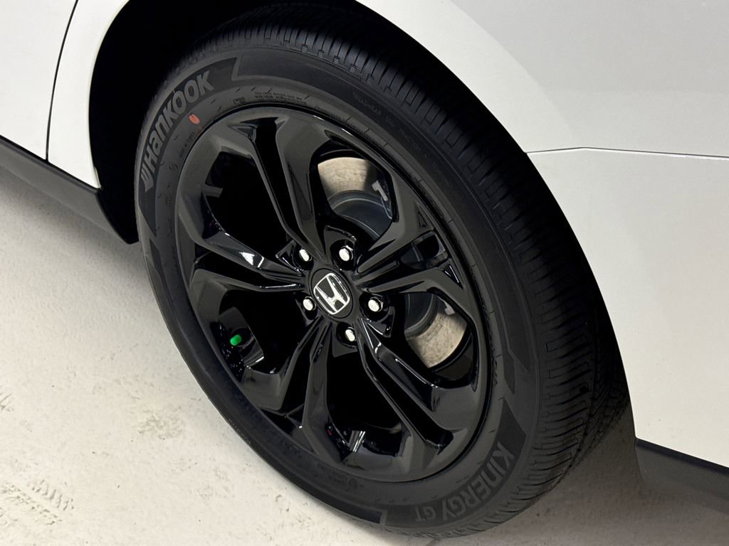New 2025 Honda Accord SE image 11