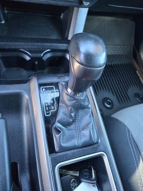 Certified 2020 Toyota Tacoma TRD Sport w/ Technology Package image 16