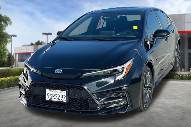 Certified 2023 Toyota Corolla SE FWD image 3
