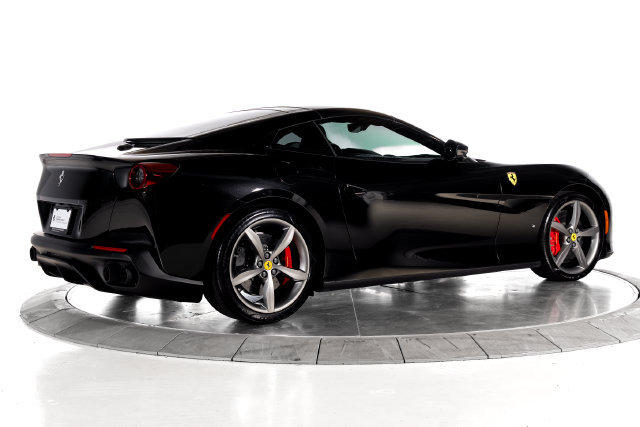 Certified 2020 Ferrari Portofino RWD image 2