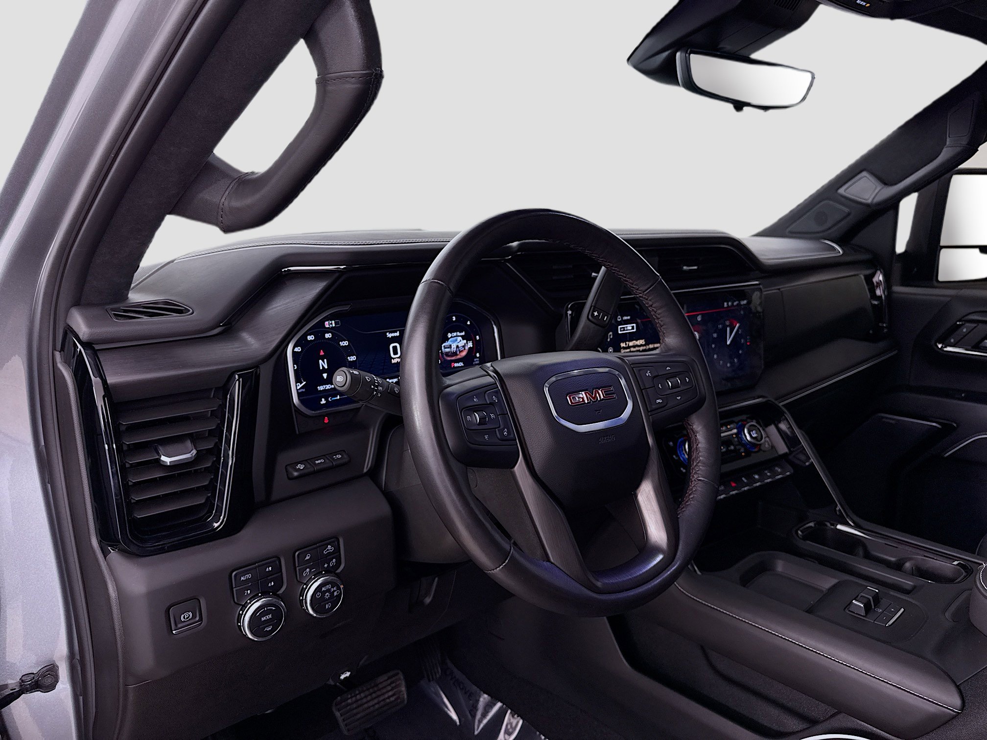 Used 2024 GMC Sierra 2500 AT4X image 9