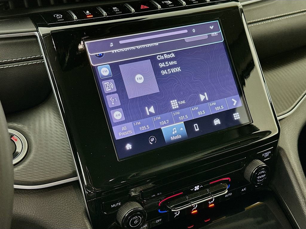 Certified 2023 Jeep Grand Cherokee Laredo image 23