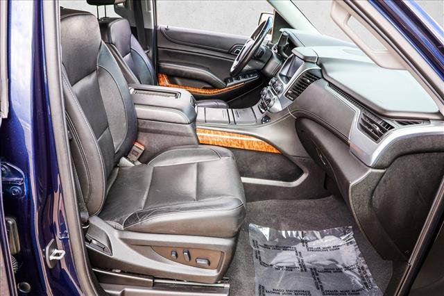 Used 2019 Chevrolet Suburban Premier w/ Max Trailering Package AWD/4WD image 27