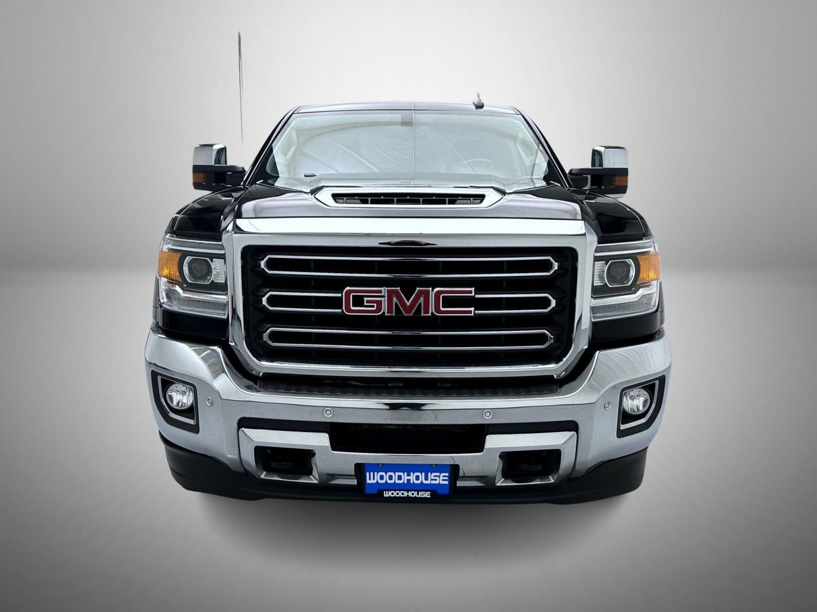 Used 2018 GMC Sierra 2500 SLT image 2