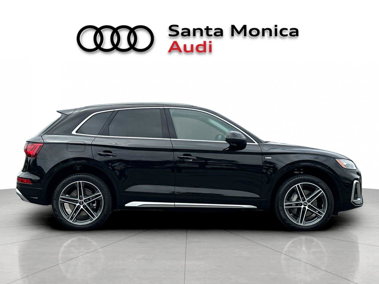 Used 2023 Audi Q5 e Premium w/ Convenience Package AWD/4WD image 8