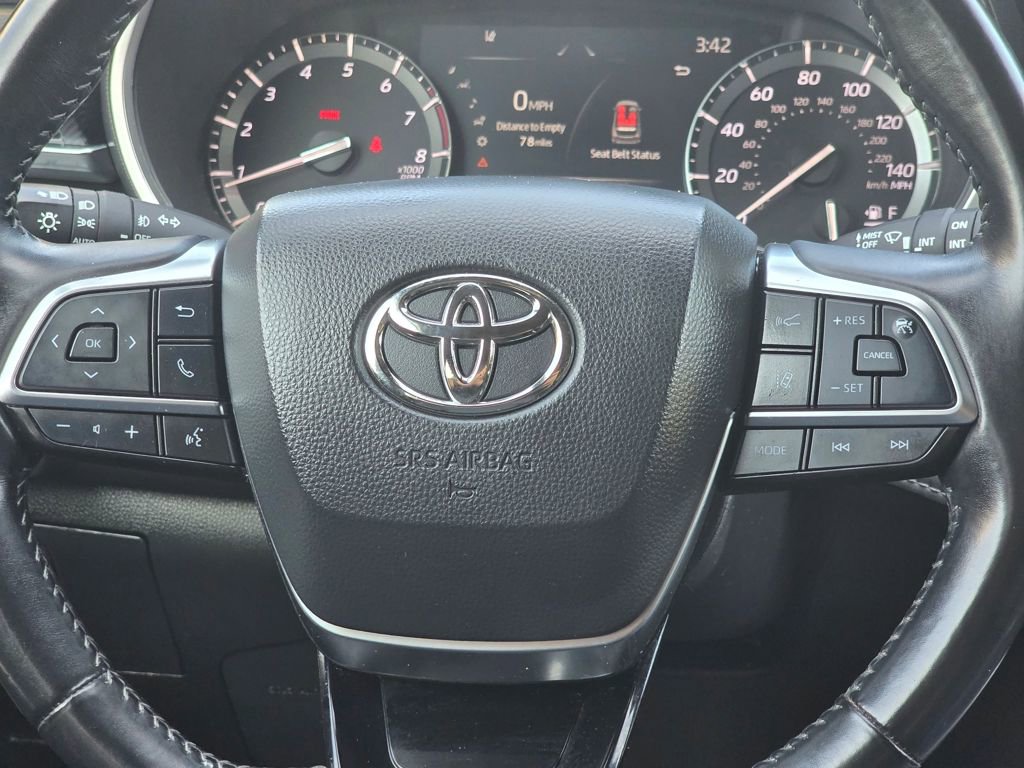 Used 2021 Toyota Highlander XSE image 20