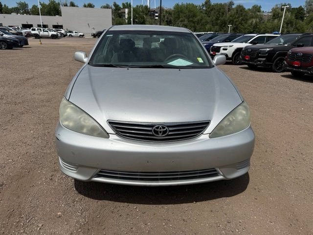 Used 2005 Toyota Camry LE FWD image 9