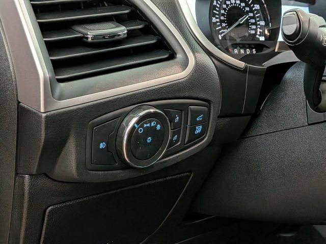 Used 2021 Ford Edge ST-Line w/ Cold Weather Package AWD/4WD image 14