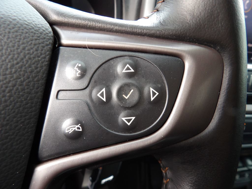 Used 2022 GMC Canyon AT4 w/ Trailering Package image 16