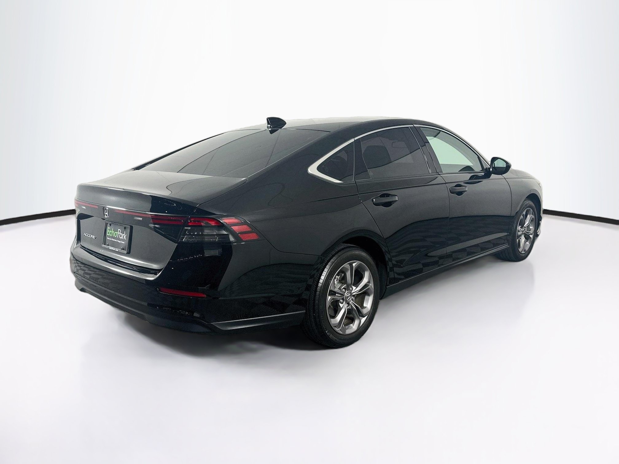Used 2024 Honda Accord EX image 9