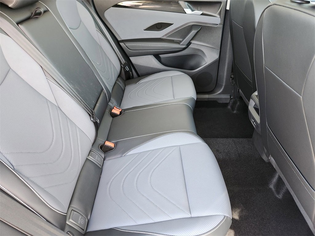 New 2026 Volkswagen Tiguan SE image 21