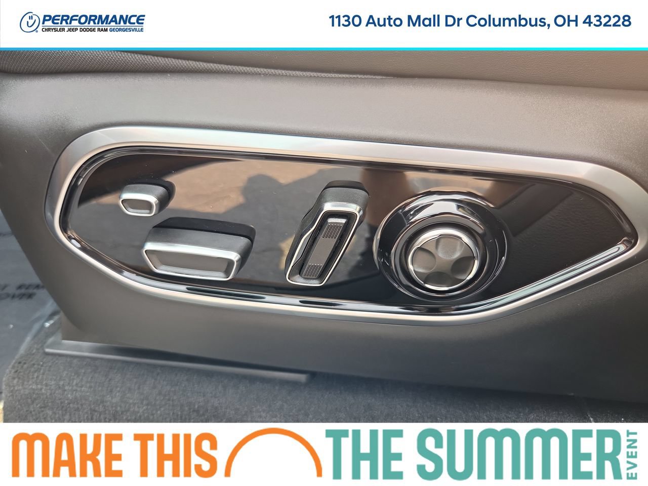 New 2026 Jeep Grand Cherokee L Summit w/ Obsidian Package AWD/4WD image 26