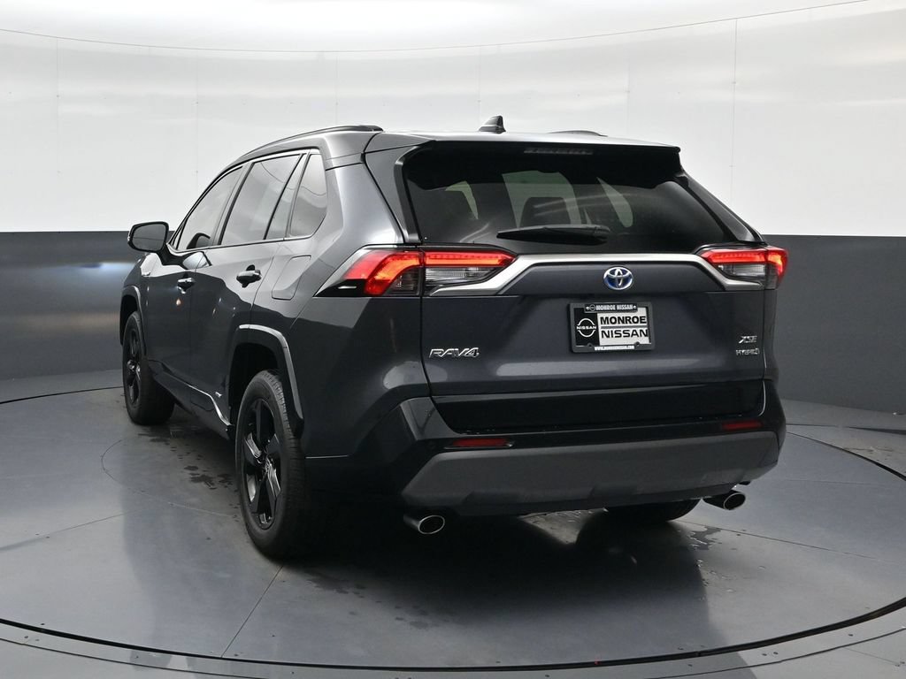 Used 2020 Toyota RAV4 XSE AWD/4WD image 3
