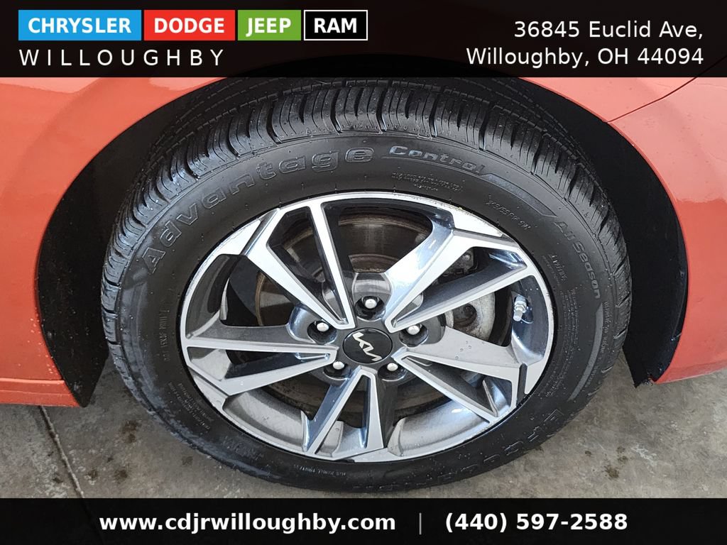 Used 2022 Kia Forte LXS FWD image 39