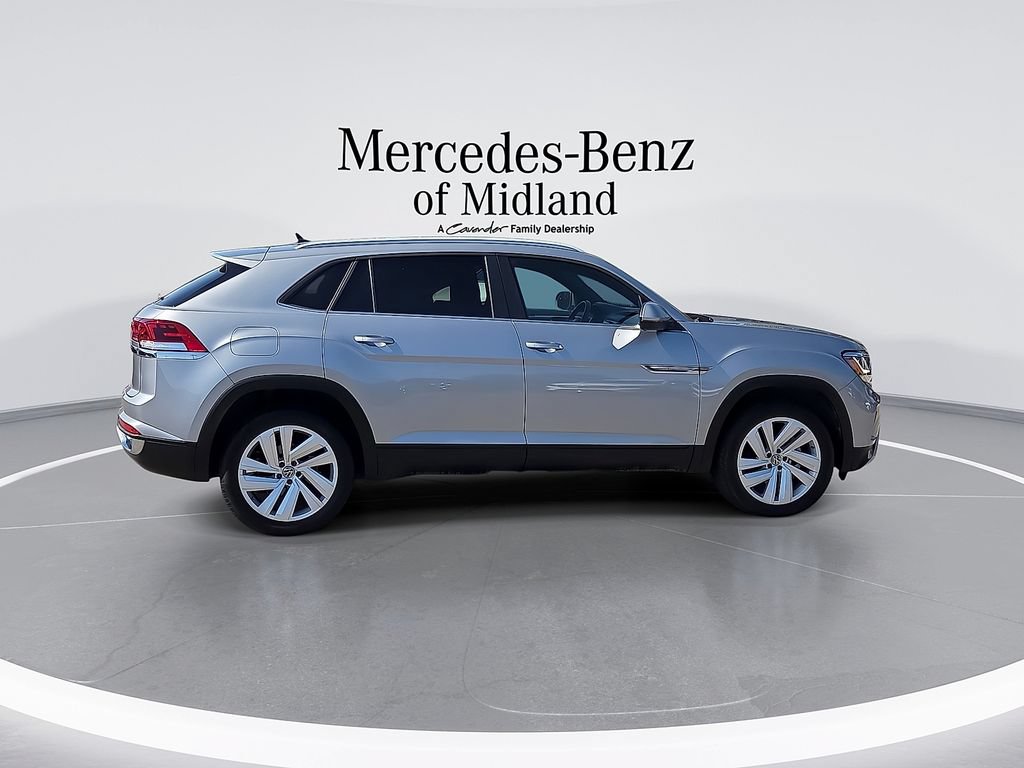 Used 2022 Volkswagen Atlas Cross Sport SE FWD image 9