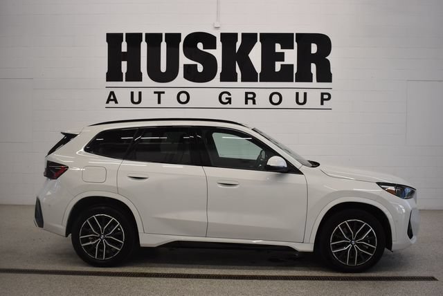 Used 2026 BMW X1 xDrive28i AWD/4WD image 2