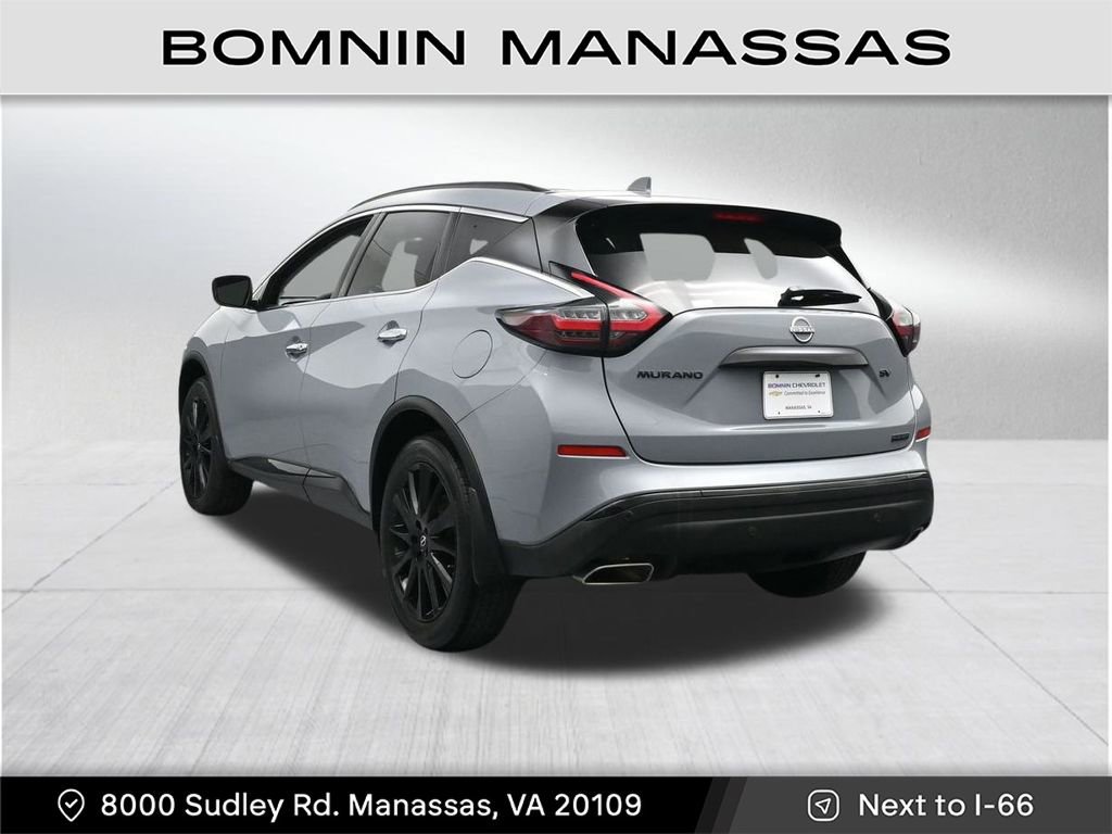 Used 2023 Nissan Murano SV w/ SV Midnight Edition Package FWD image 3