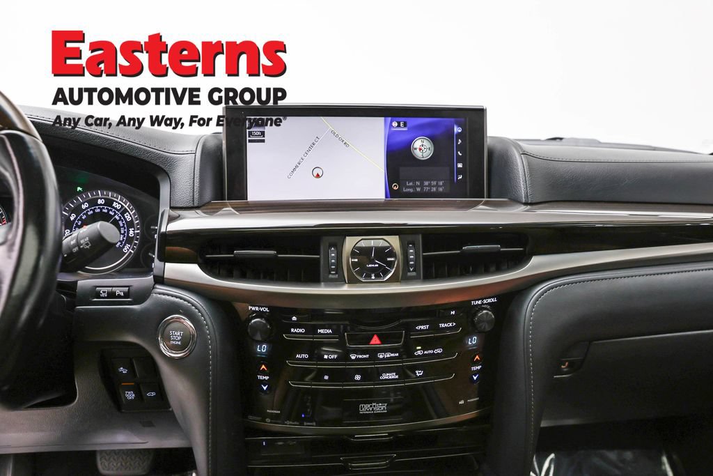 Used 2018 Lexus LX 570 4WD w/ Luxury Package image 11