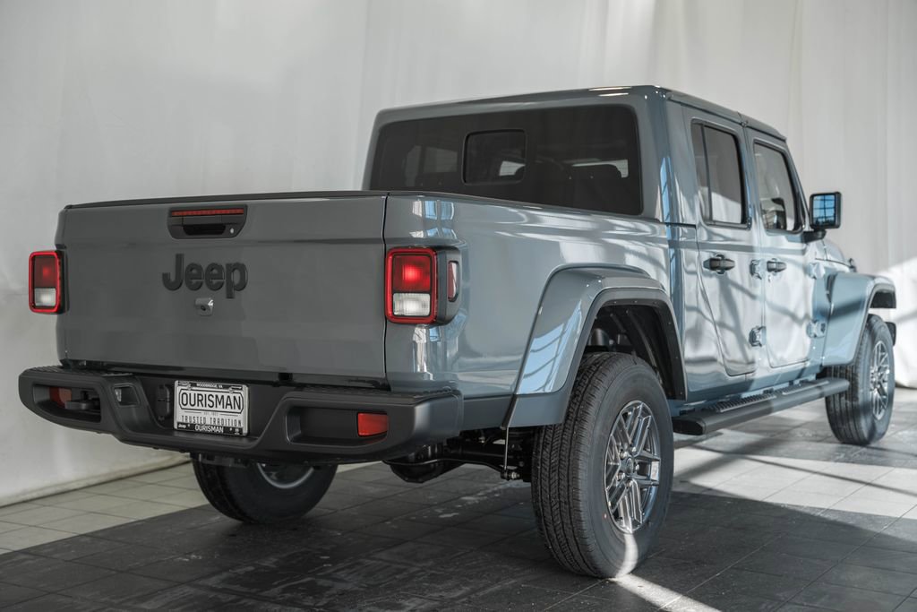 New 2026 Jeep Gladiator Sport image 4