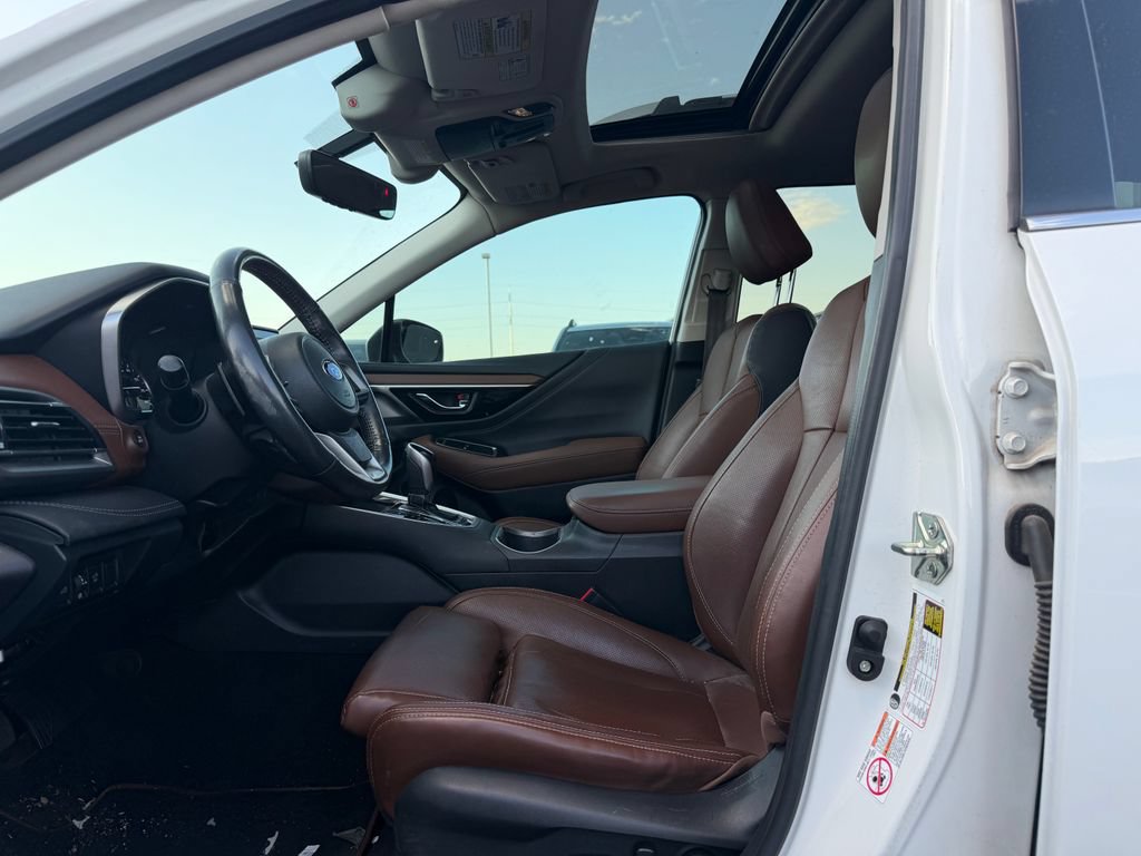 Used 2020 Subaru Outback Touring AWD/4WD image 5
