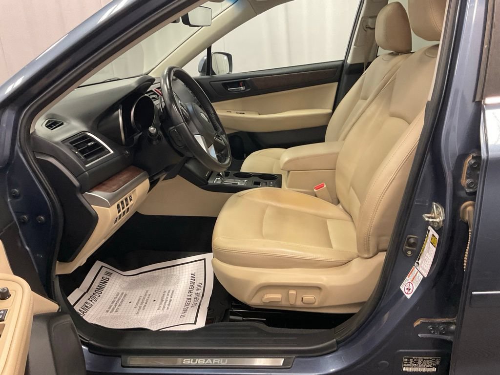 Used 2017 Subaru Outback 2.5i Limited AWD/4WD image 13
