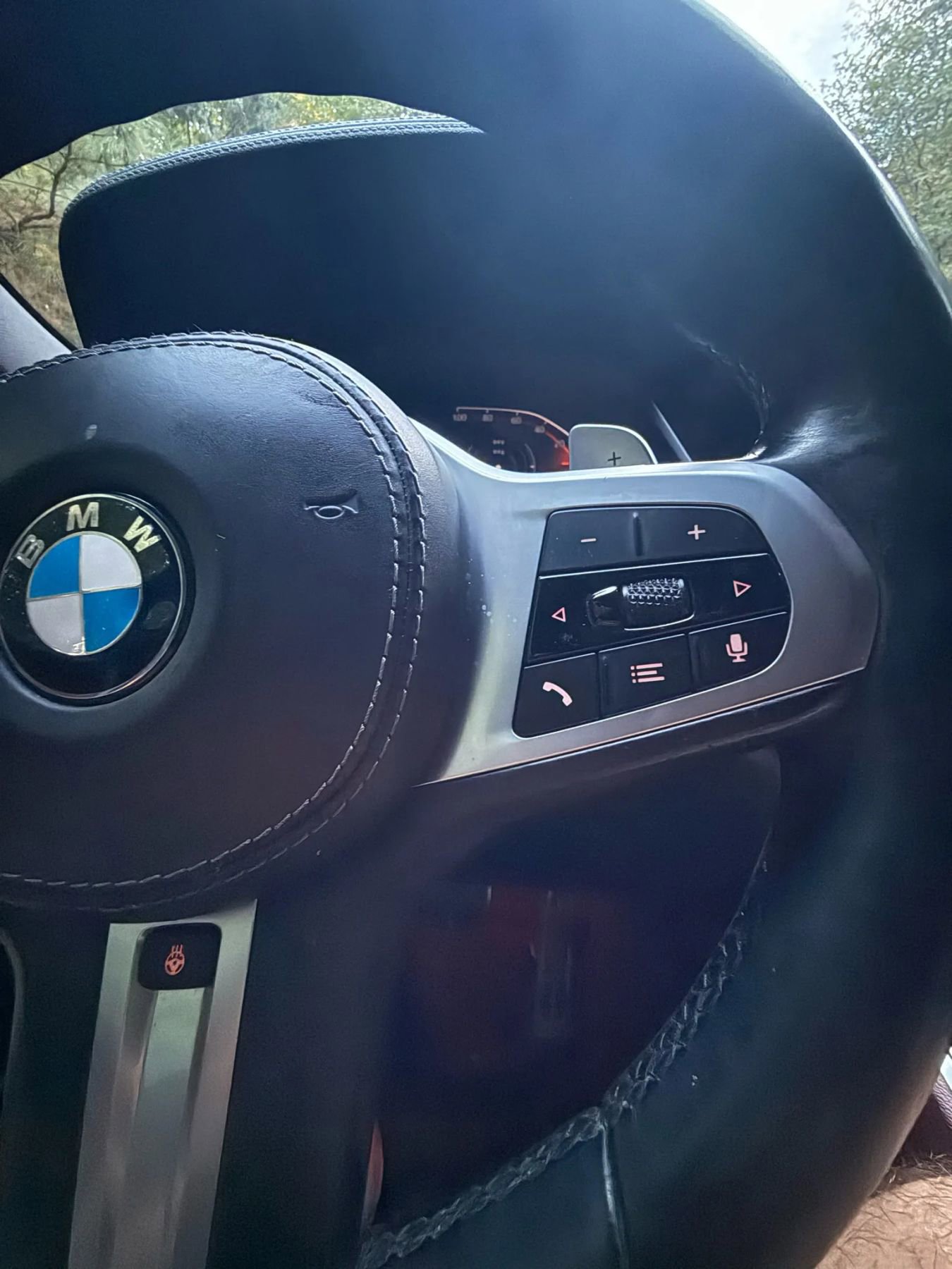 Used 2021 BMW X6 xDrive40i w/ Executive Package AWD/4WD image 33