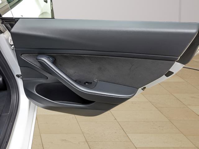 Used 2021 Tesla Model 3 Standard Range Plus RWD image 37
