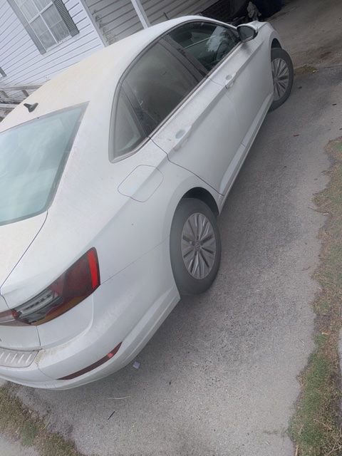 Used 2019 Volkswagen Jetta FWD image 5