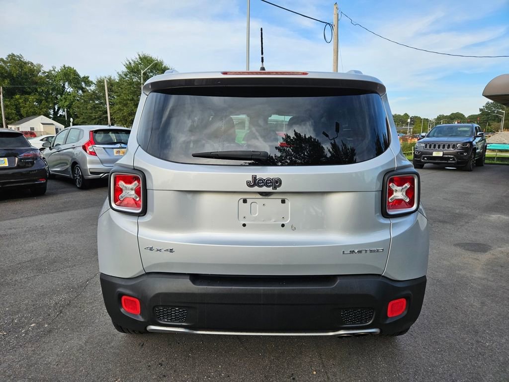 Used 2015 Jeep Renegade Limited w/ Safety & Security Group I AWD/4WD image 6