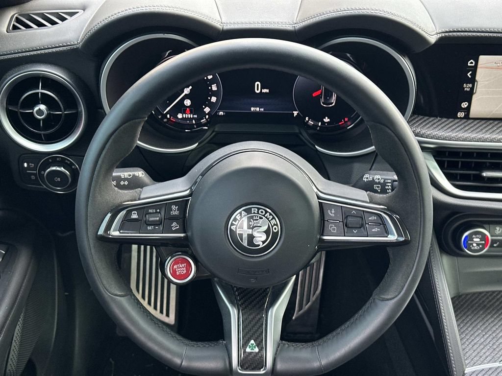 Used 2024 Alfa Romeo Stelvio Quadrifoglio AWD/4WD image 20