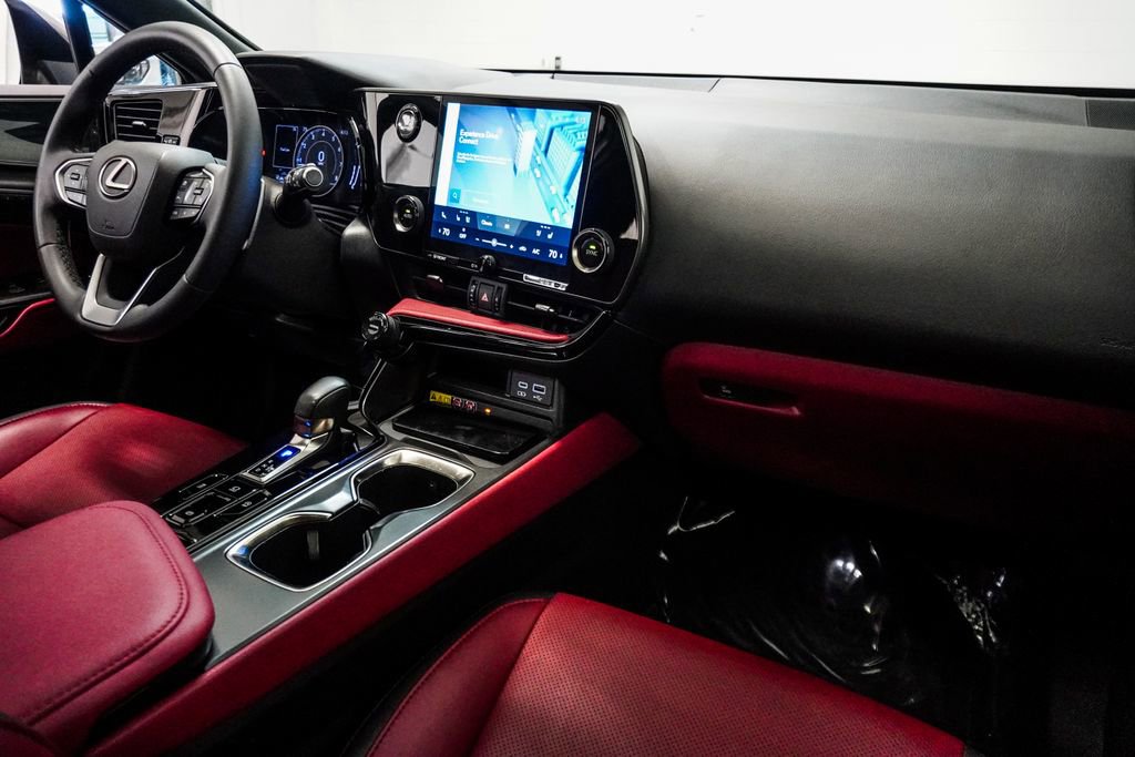Used 2024 Lexus NX 250 FWD image 12