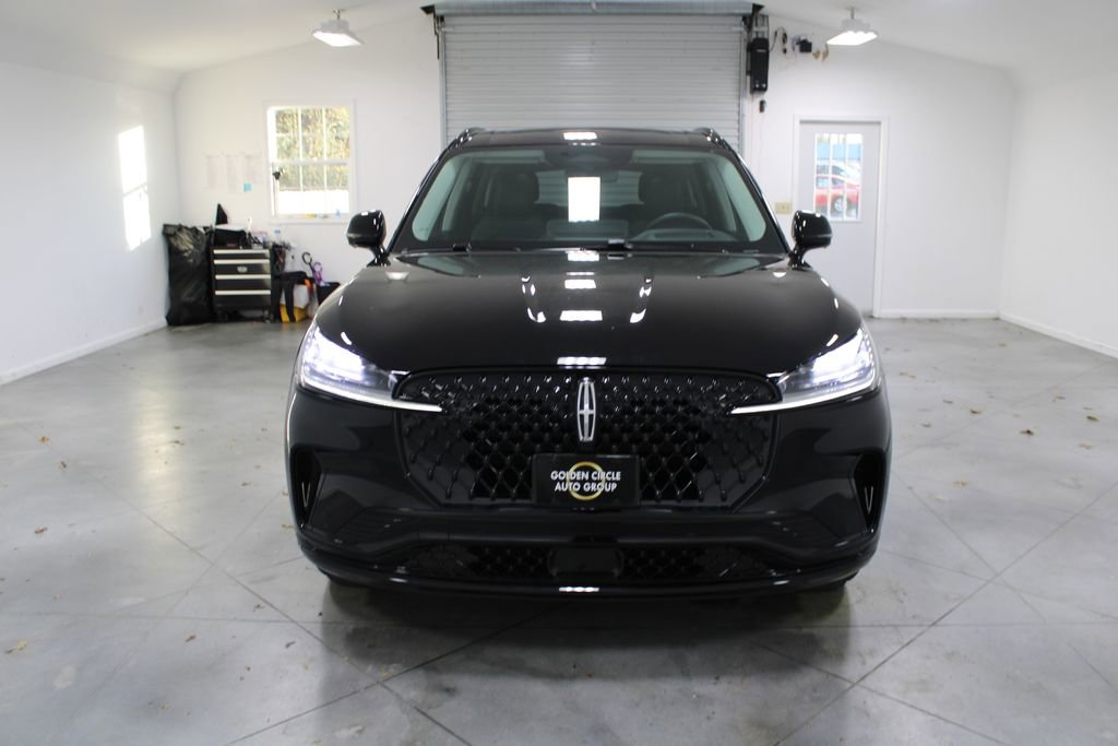 New 2026 Lincoln Aviator 2WD image 2